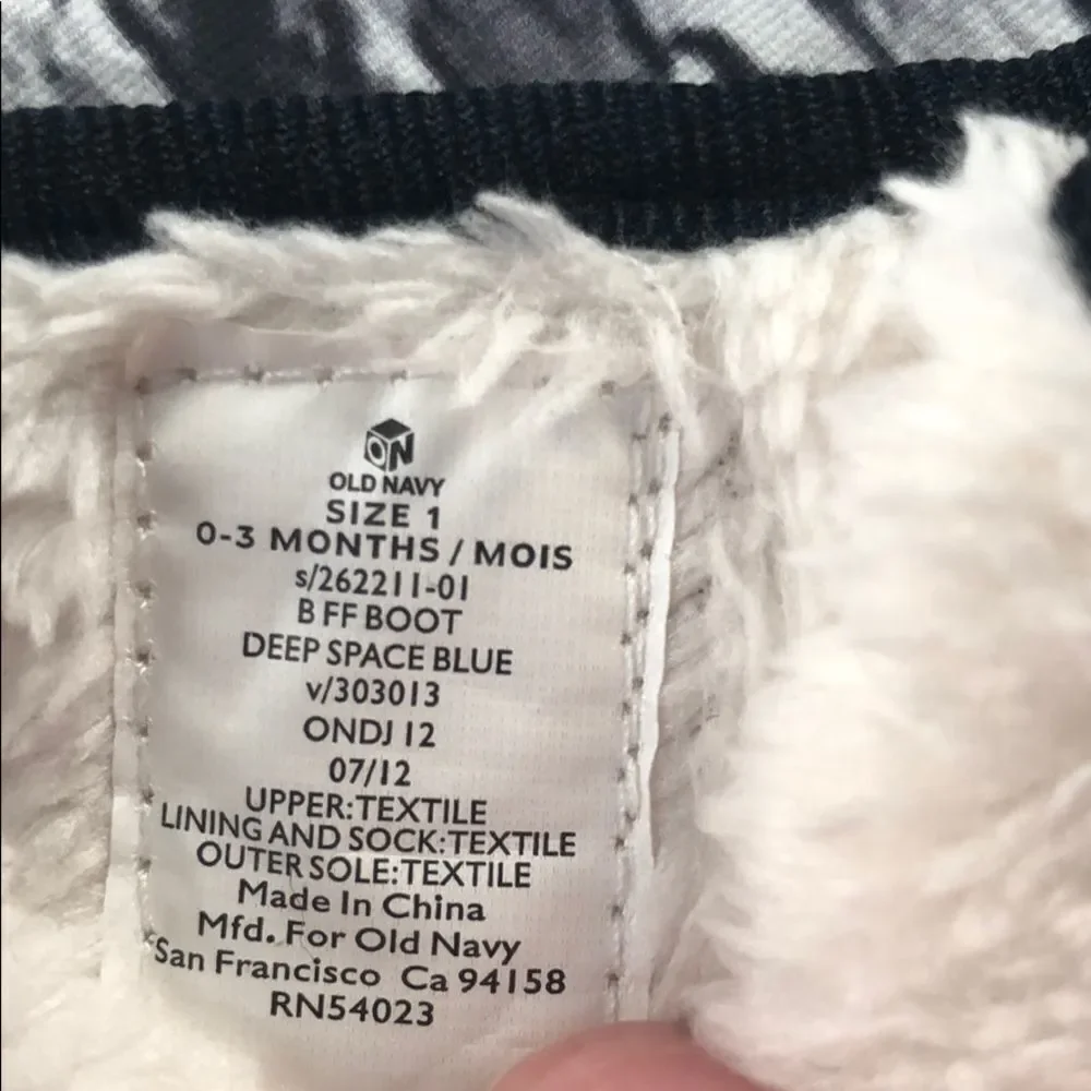 🍭*6/$30* old navy soft sole winter boots - size 1